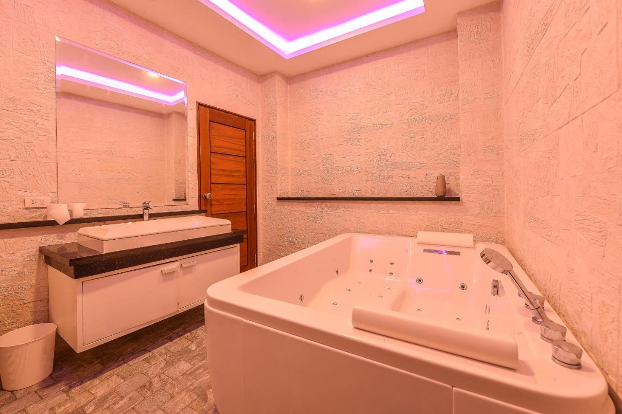 Lamborghini Villa Ko Samui